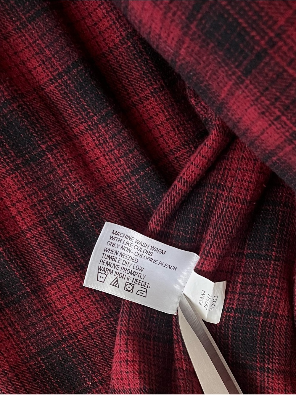 Orvis Heritage Canvas Barn Coat with Dark Brown Corduroy Collar & Plaid Lining - Picture 15 of 16